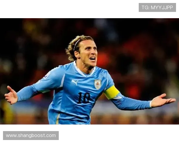 足球历史五大球星全方位解析及他们的传奇瞬间 足球历史五大球星全方位解析及他们的传奇瞬间